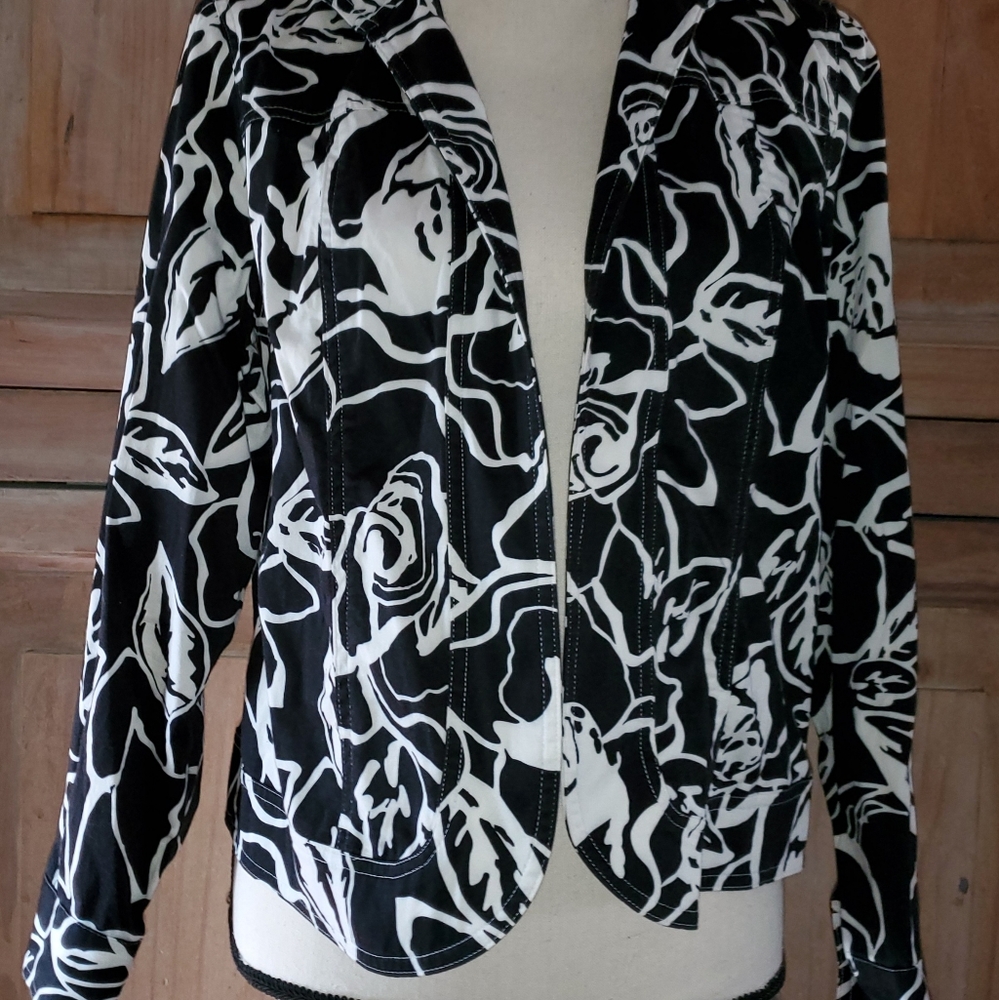 Coldwater Creek Black White Floral Jacket S Small